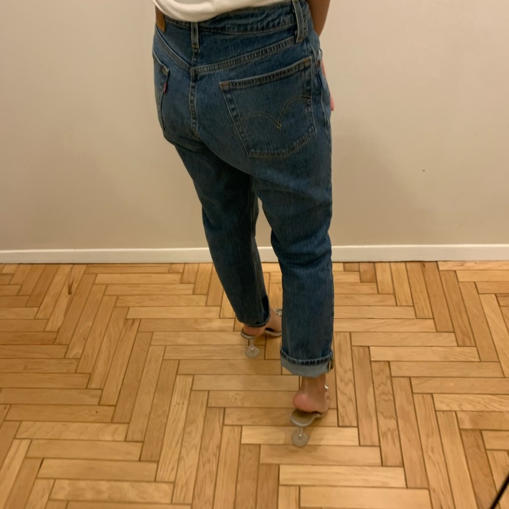 LEVI 501s - Picture 2 of 4